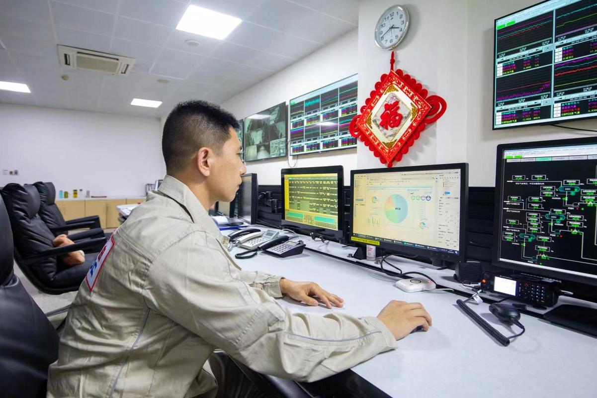 我國首個雙頻5g工業(yè)互聯(lián)網(wǎng)智能煉廠全面建成投用